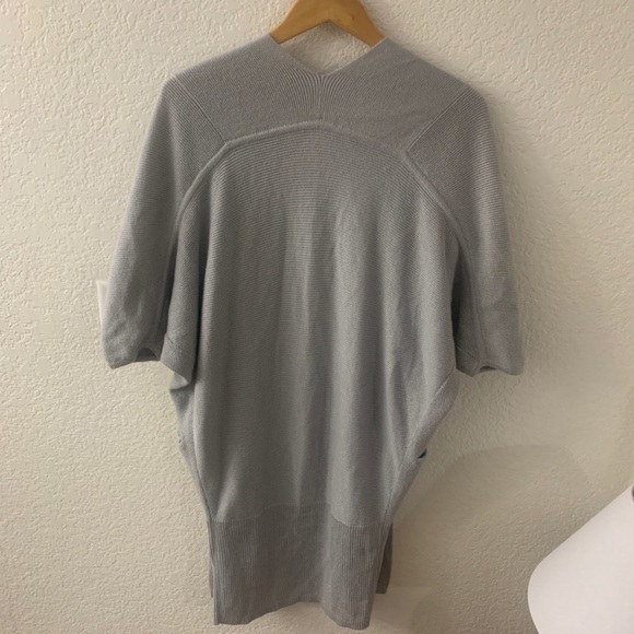 Aritzia short sleeve cardigan sweater - Picture 10 of 12